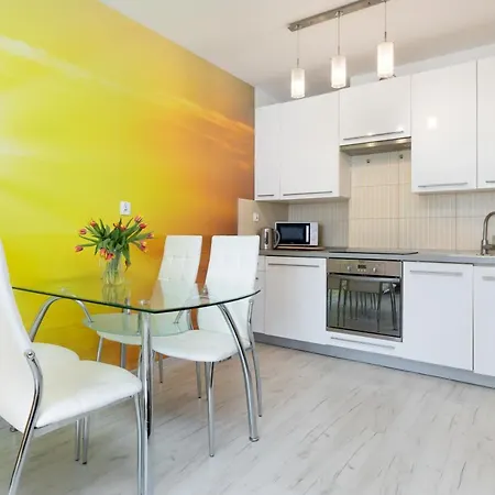 Jantar Apartamenty - Wisniowy Sad Kolobrzeg Kolobřeh